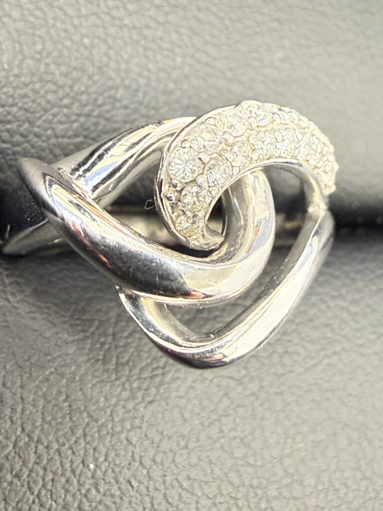 現在の画像に代替テキストがありません。ファイル名: IMG_0614.jpg